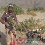قتيل ثانٍ من قوات التحالف بجواره فرد من الجيش اليمني في جبهة المهاشمة بمحافظة الجوف