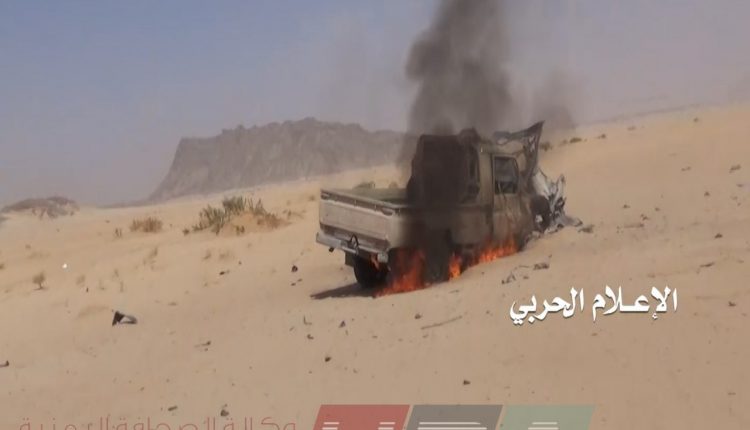 آلية خامسة لقوات التحالف اثناء احتراقها في جبهة المهاشمة بمحافظة الجوف
