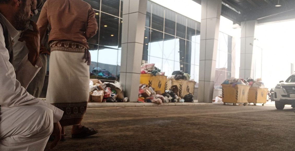 منفذ الوديعة السلطات السعودية تتلف هدايا اليمنيين 4